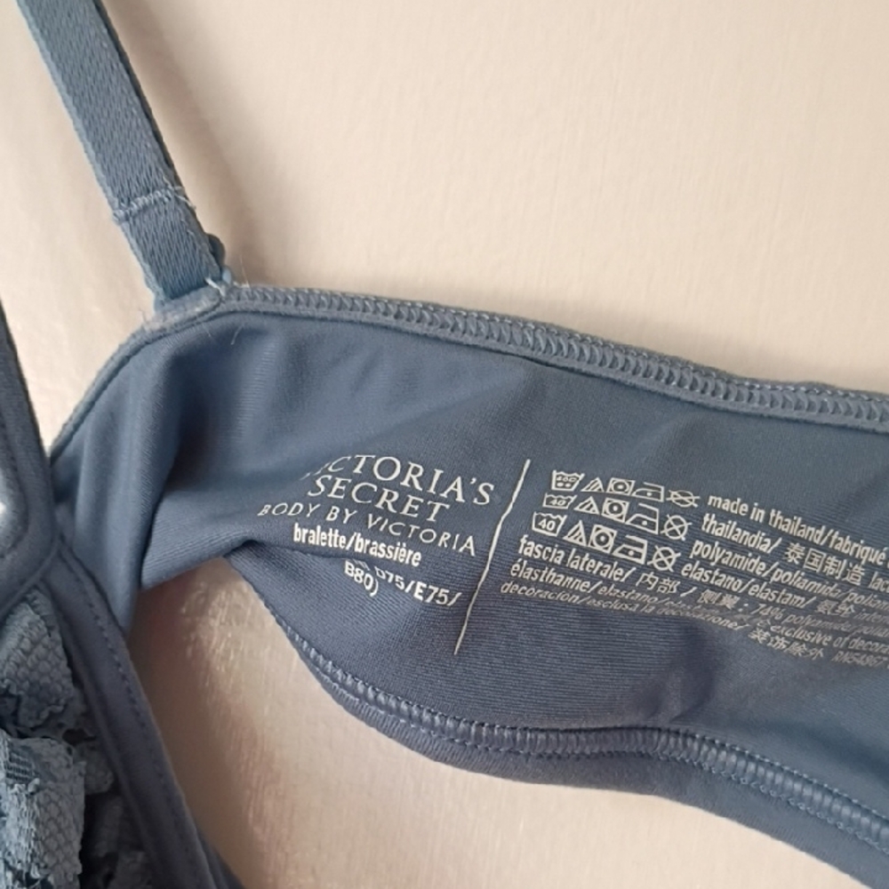 Victoria's Secret Bra Blue Lace Camisole Bralette size Medium New with tags! - Picture 2 of 4